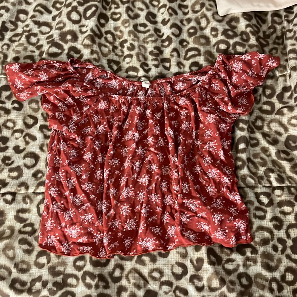 Loose off the shoulder top
